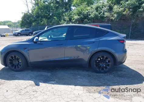 2021 Tesla Model Y Long Range Dual Motor All-Wheel Drive from USA, damaged, VIN 5YJYGDEE3MF192001